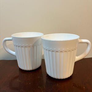vintage white glass ribbed mug set of 2