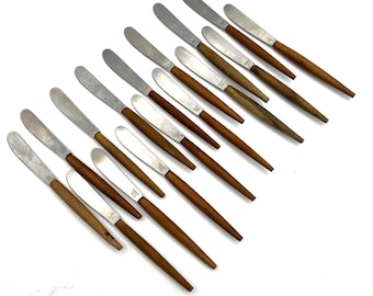 Vintage Stainless Steel Wood Flatware Set 16 Knives Spreaders Made in Japan