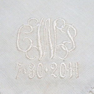 Mouchoir de mariage monogramme pour elle / Mouchoir en lin irlandais monogramme / Mouchoir monogramme pour femme / Cadeau de mariage pour elle