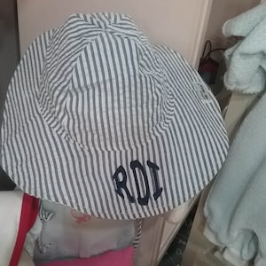 Personalized Seersucker Sun Hat / Monogrammed Boys Sun Hat / Embroidered Baby Sun Hat / Monogrammed Baby Hat / Boy Sun Hat / Kid Sun Hat