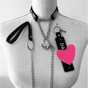 Mature-martingale locking choke collar leash and owners keychain-choker.