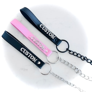 Custom/personalized black or pink leash.