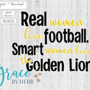 Mulheres de verdade adoram futebol. Mulheres inteligentes adoram o... | Espírito escolar SVG, png, jpeg, sublimação, clipart de futebol, design de transferência