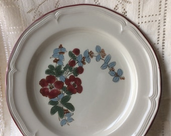 Dinner Plate Finesse in Carolyn SY-30002 by International Stoneware Japan