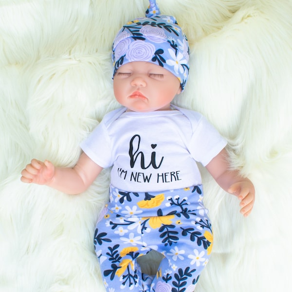 Baby Girl Coming Home Outfit / hi I'm new here bodysuit, newborn blue floral clothing set, cute infant hospital outfit, preemie girl clothes