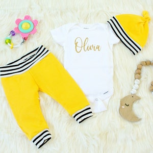 Personalized Yellow Baby Hospital Outfit / newborn boy coming home outfit, preemie girl clothes, gender neutral baby shower gift, leggings