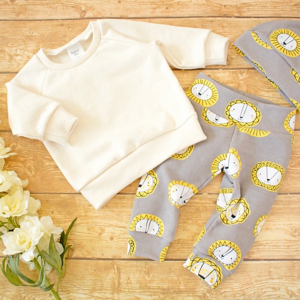 Lion sweatshirt set / baby boy coming home outfit winter, jungle baby shower gift, toddler leggings, newborn boy outfit, kindergarden outfit