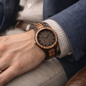 Personalized Wooden Watch for Men, Natural Wood Watch, Engraved Anniversary Father's Day Gift image 2
