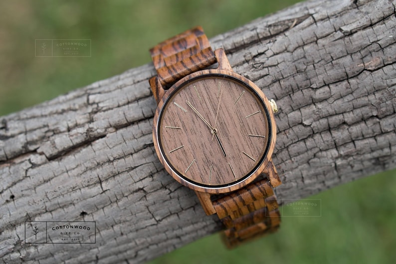 Mens Personalized Christmas Gift, Engraved Wood Watch for Him, Unique Gifts for Husband Boyfriend Dad, Personalized Anniversary Birthday image 3