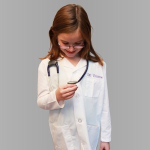 Kids Personalized Lab Coat - Pretend Play - Personalize - Stethoscope &  Doctor bag NOT INCLUDED