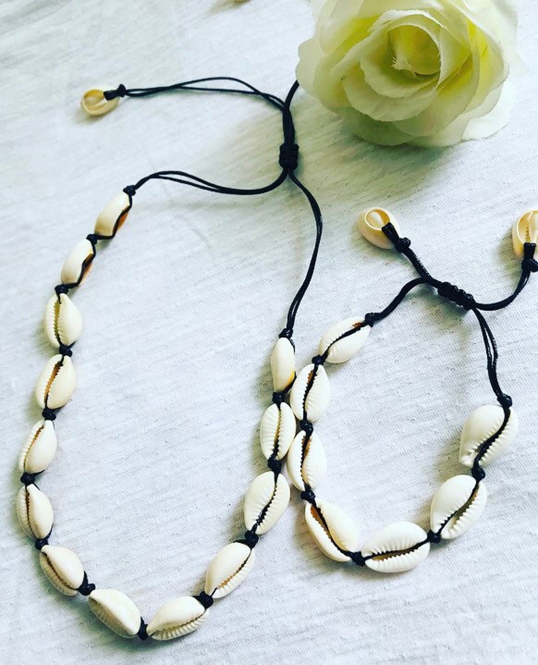 Collier et boucles d'oreilles uniques en coquillage hawaïen, pendentif – Hawaii Treasures Shop Collier et boucles d'oreilles uniques en coquillage hawaïen, pendentif – Hawaii Treasures Shop