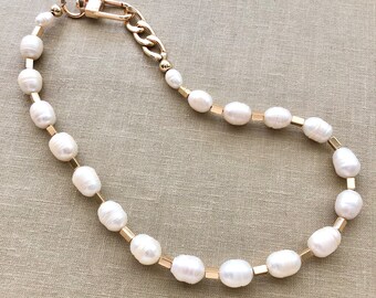 Modern Wedding Engagement Large Pearl Gold necklace jewelry bridesmaid heirloom anniversary birthday graduation gift love heirloom keepsake