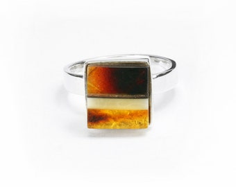 Square amber ring, black oak, silver, pierścionek kwadratowy, bursztyn, czarny dąb, srebro