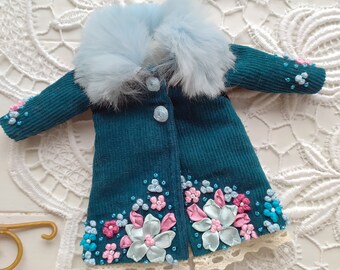 beautiful coat with fur collar for  doll Blythe, Clothes for  doll Blythe, Clothes  for Pullip, Clothes  for Momoko