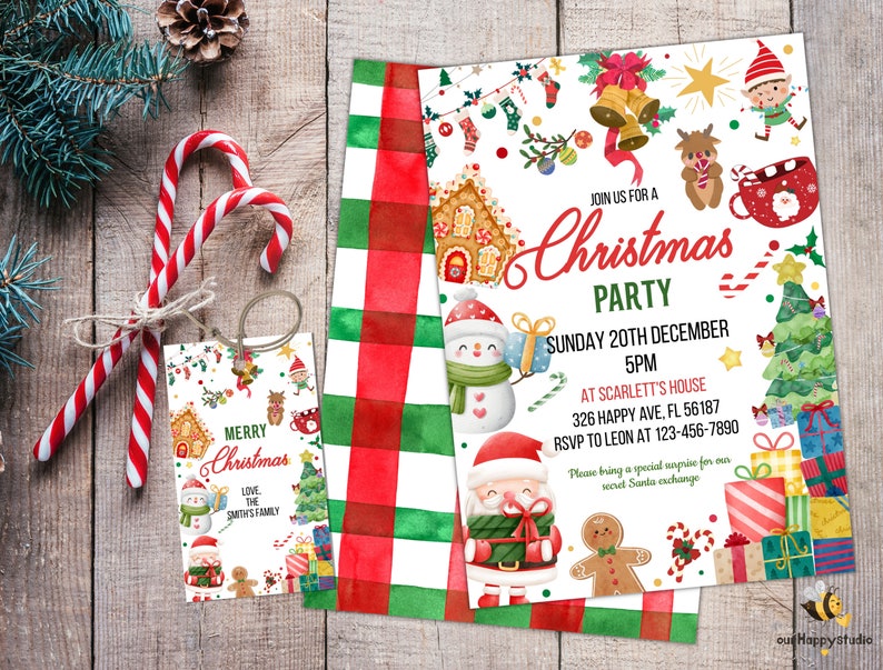 Op de afbeelding: Een uitnodiging voor een kerstfeest met een rood-groene geruite achtergrond. De uitnodiging toont een peperkoekhuis, een sneeuwpop, de kerstman, een peperkoekman en een kerstboom. De tekst op de uitnodiging luidt "Doe mee met ons kerstfeest, zondag 20 december, 17:00 uur, bij Scarlett's House, 326 Happy Ave, FL 56187, RSVP naar Leon op 123-456-7890, Breng alsjeblieft een speciale verrassing mee voor onze Secret Santa-uitwisseling."
