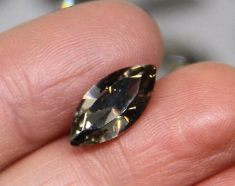 Preciosa Crystal Rhinestone: Black Diamond Navette (15 x 7 mm)