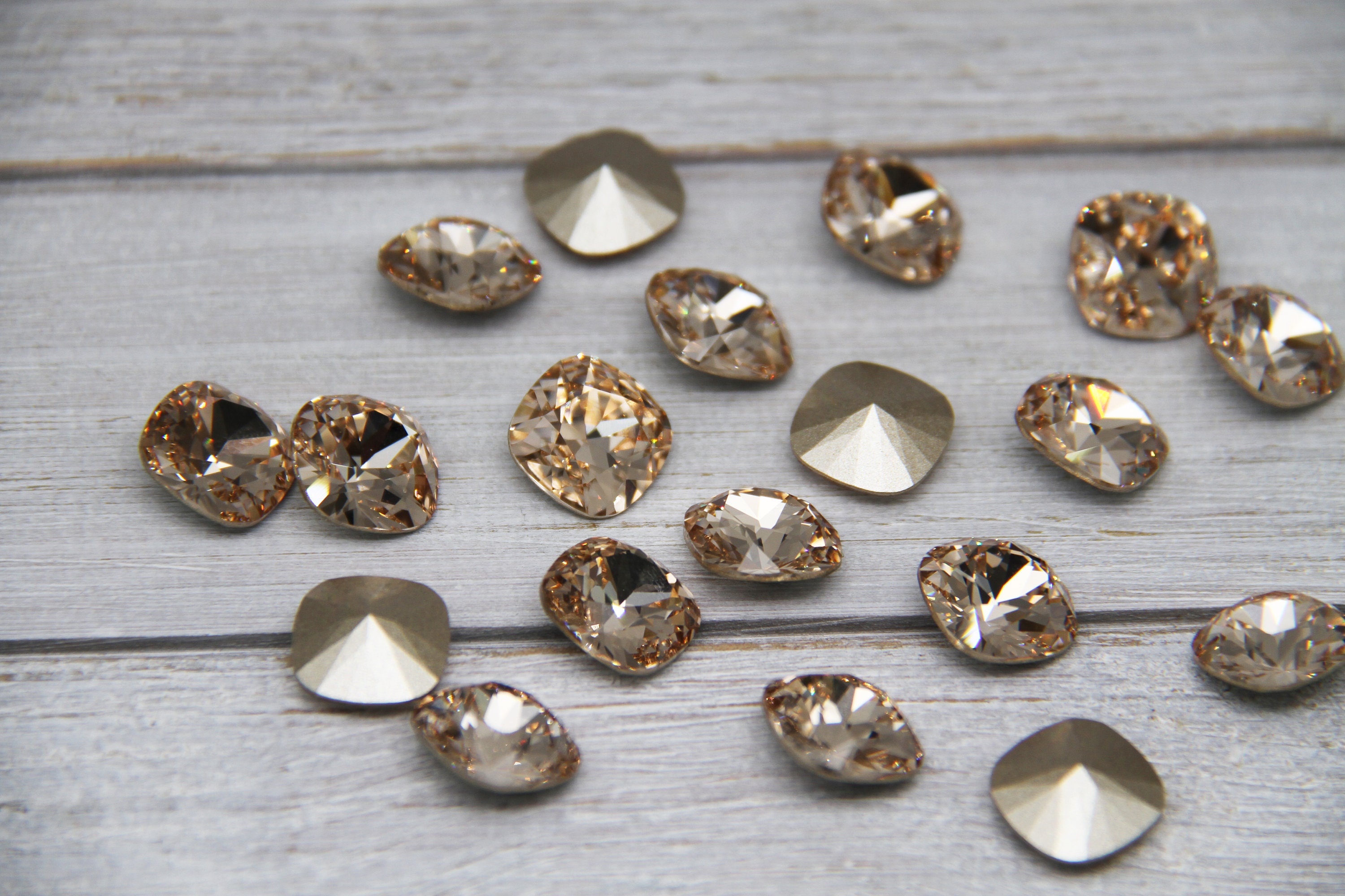 Buy loose swarovski best sale crystals