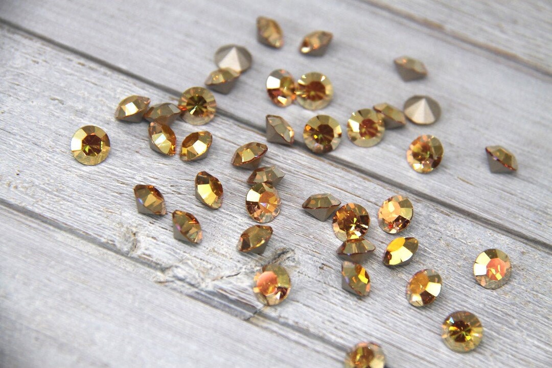 Preciosa Crystal Rhinestones: 8mm Sunrise D-foiled Maxima Chaton - Etsy