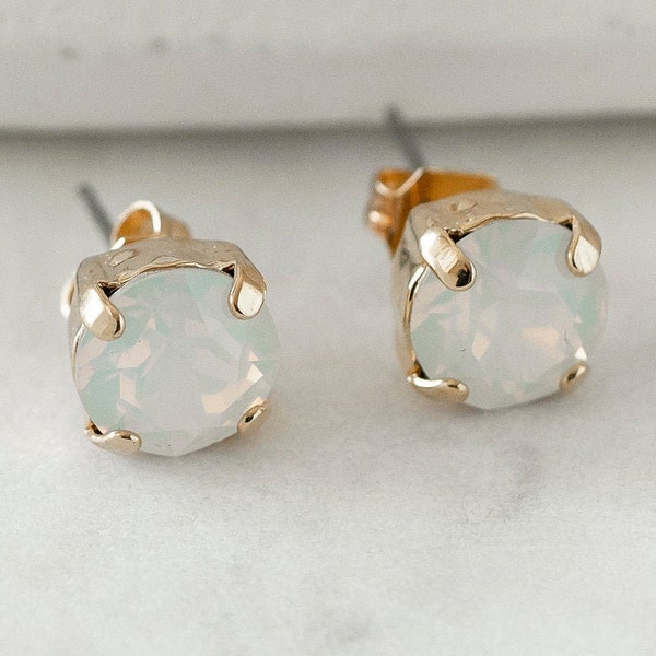Swarovski Crystal Opal Stud Earrings: Elegant Rhinestone Jewelry