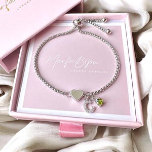 Personalised Women Heart Bracelet  •  Initial Bracelet • Mothers Day Gift • Birthday Gift For Women • Valentines Day Gift