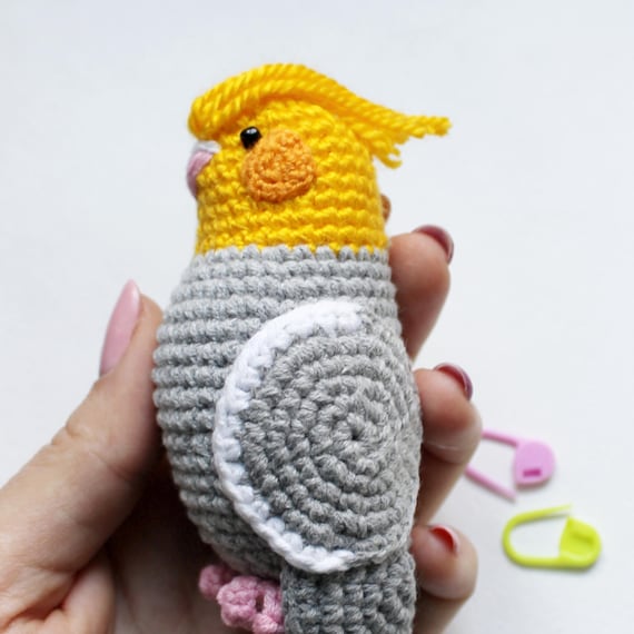 かぎ針編みのオウムのパターン：アミグルミのオカメインコ（PDF）DIY