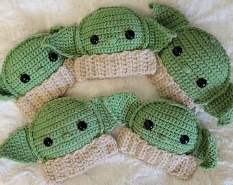 Baby Yoda Inspired Christmas Ornaments / The Child Crochet Ornaments