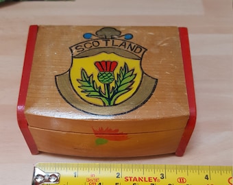vintage 1950s wooden scottish hand made painted folk art trinket jewellery box boho piece antique piece