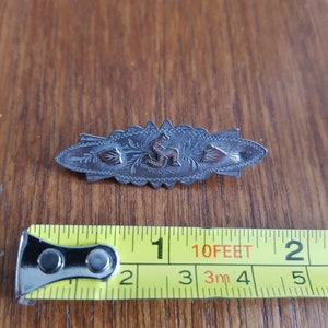 antique victorian isle of man lucky charm souvenir brooch silver with gold? bar brooch 1900s marked pice stunning