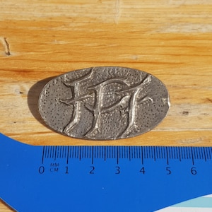 spilla antica per arti e mestieri, insolito pezzo con nome monogramma, anni &#39;30 e &#39;40, articolo insolito