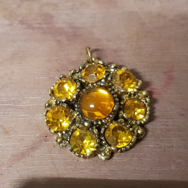 vintage amber glass baltic piece jewellery pendant item retro item 1950s 60s item