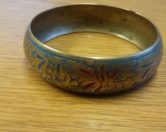 Vintage Indian Brass Metal Bangle - Yoga Powerful Hippy Souvenir Piece - Boho Kitsch