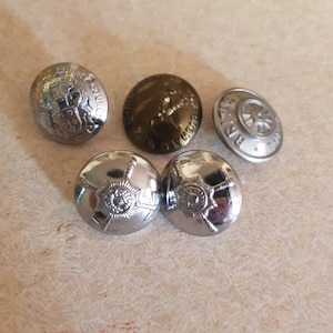vintage job lot military fireman police buttons pieces british history 1930s+ kitsch lot uniform haberdashery
