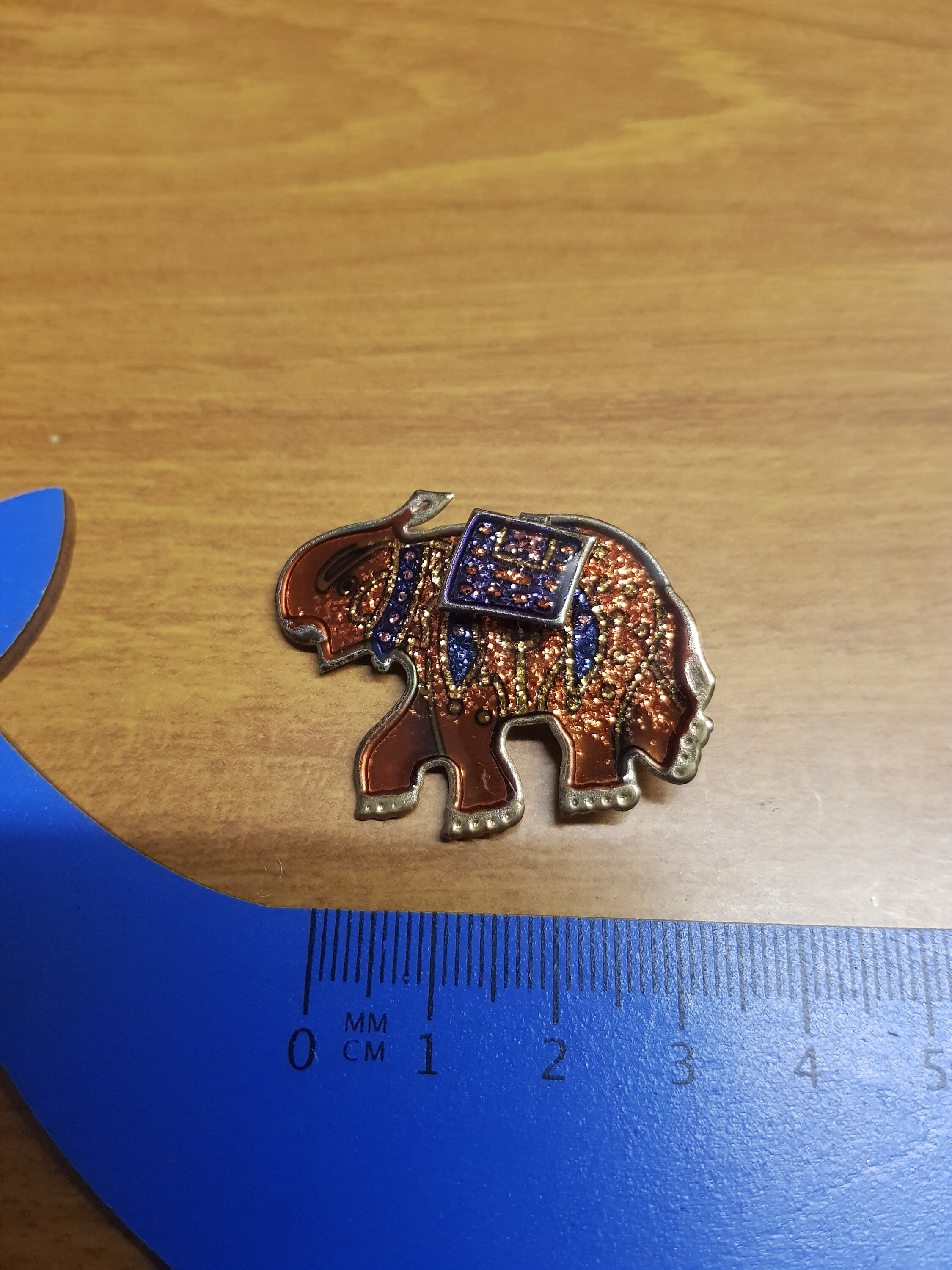 Broche éléphant Indienne Vintage - Métal Doré Plaqué Or, Bijou Ancien Et Ethnique
