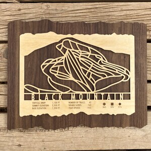 Black Mountain New Hampshire Ski Decor Map Art Gift pour les skieurs et les snowboarders - Skiing Mountain Art pour votre maison de ski