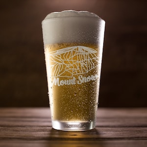 Vaso de cerveza Mount Snow: mapa de pistas, esquí y snowboard, regalo