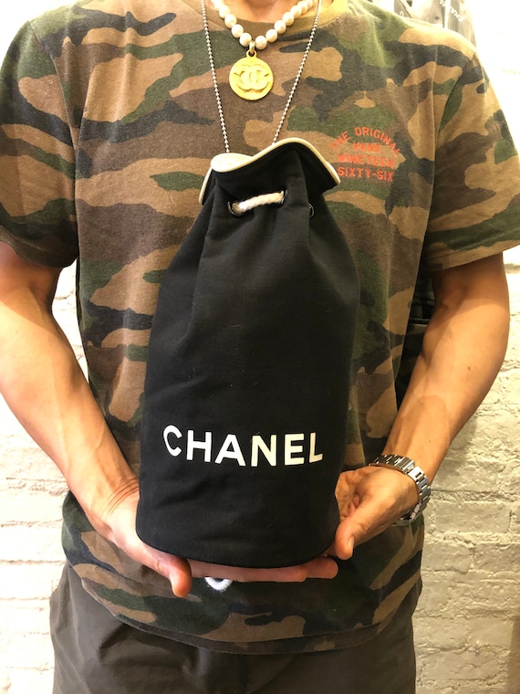 Authentic Vintage CHANEL Cotton Canvas Small Buck… - image 2