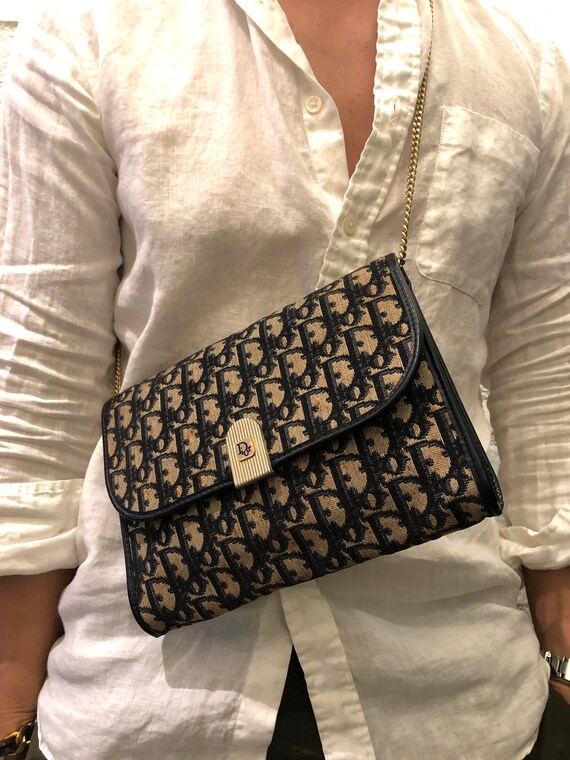Authentic CHRISTIAN DIOR Navy Trotter Chain Should