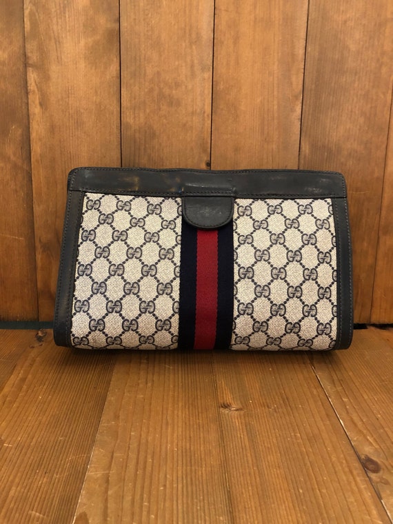 vintage gucci parfums clutch