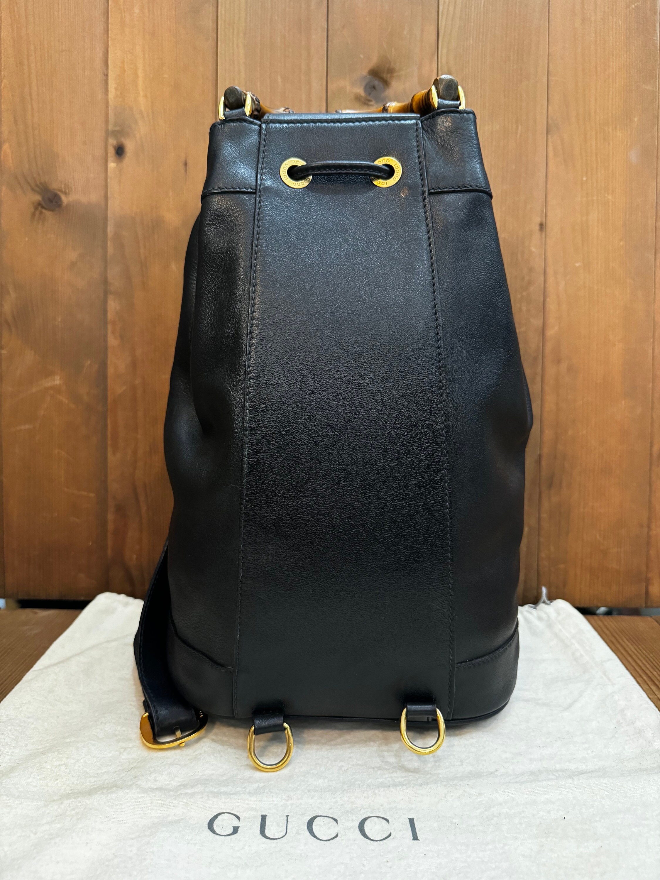 Gucci black bucket bag hotsell