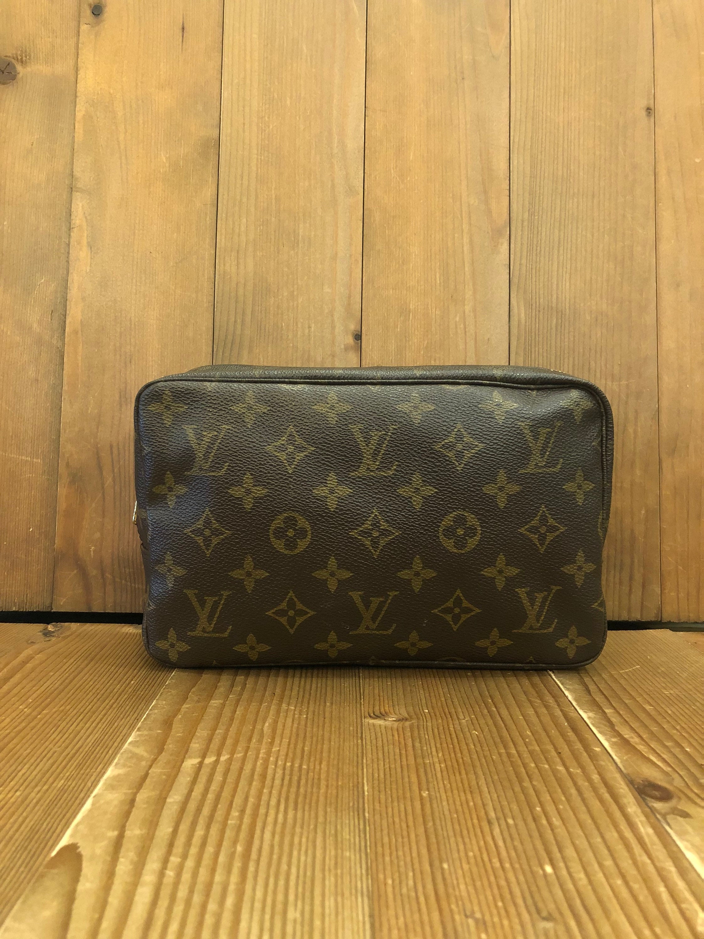 What's In My Hospital Bag (Ft. Louis Vuitton Monogram Eclipse