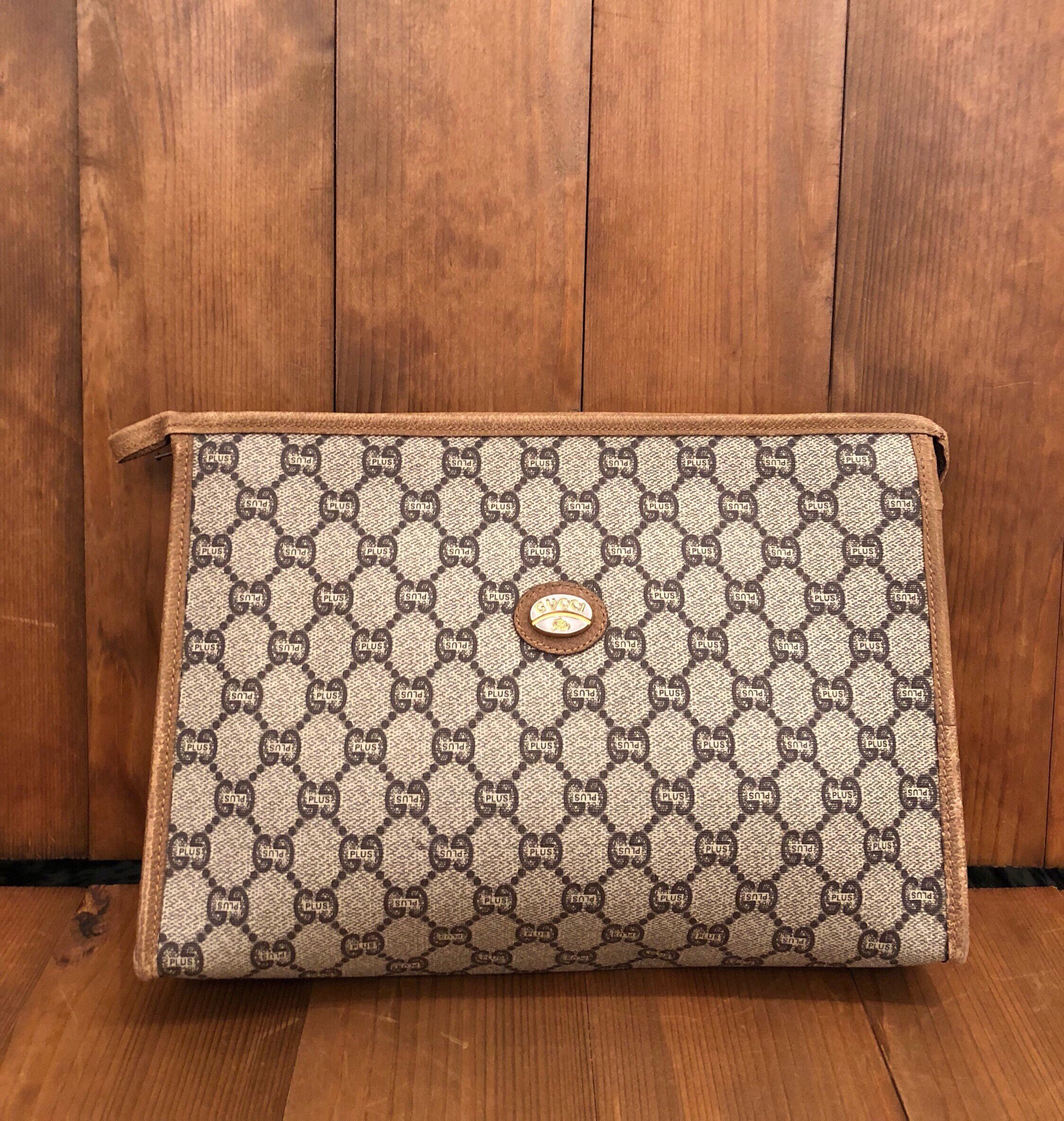 gucci silver clutch bag
