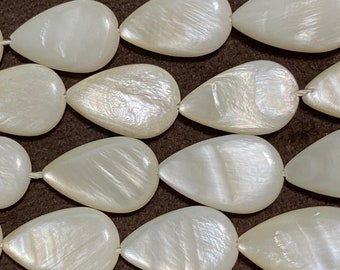 Mother of Pearl Teardrop Pear Shape Bead Full Strand #20348