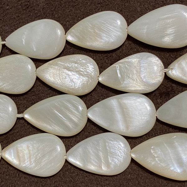 Mother of Pearl Teardrop Pear Shape Bead Full Strand #20348