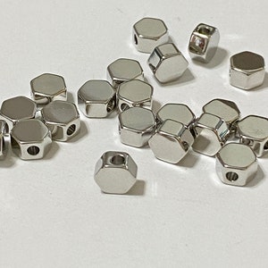 6 Platinum Plated Hexagon Disc Brass Beads 5mm (20510)