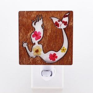 Mermaid Night Light, mermaid nightlight, mermaid gift, nightlight, night light, kids night light, bathroom night light, bathroom light
