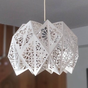 Abat-jour en papier découpé - motif Oriental - couleur et dimension au choix
