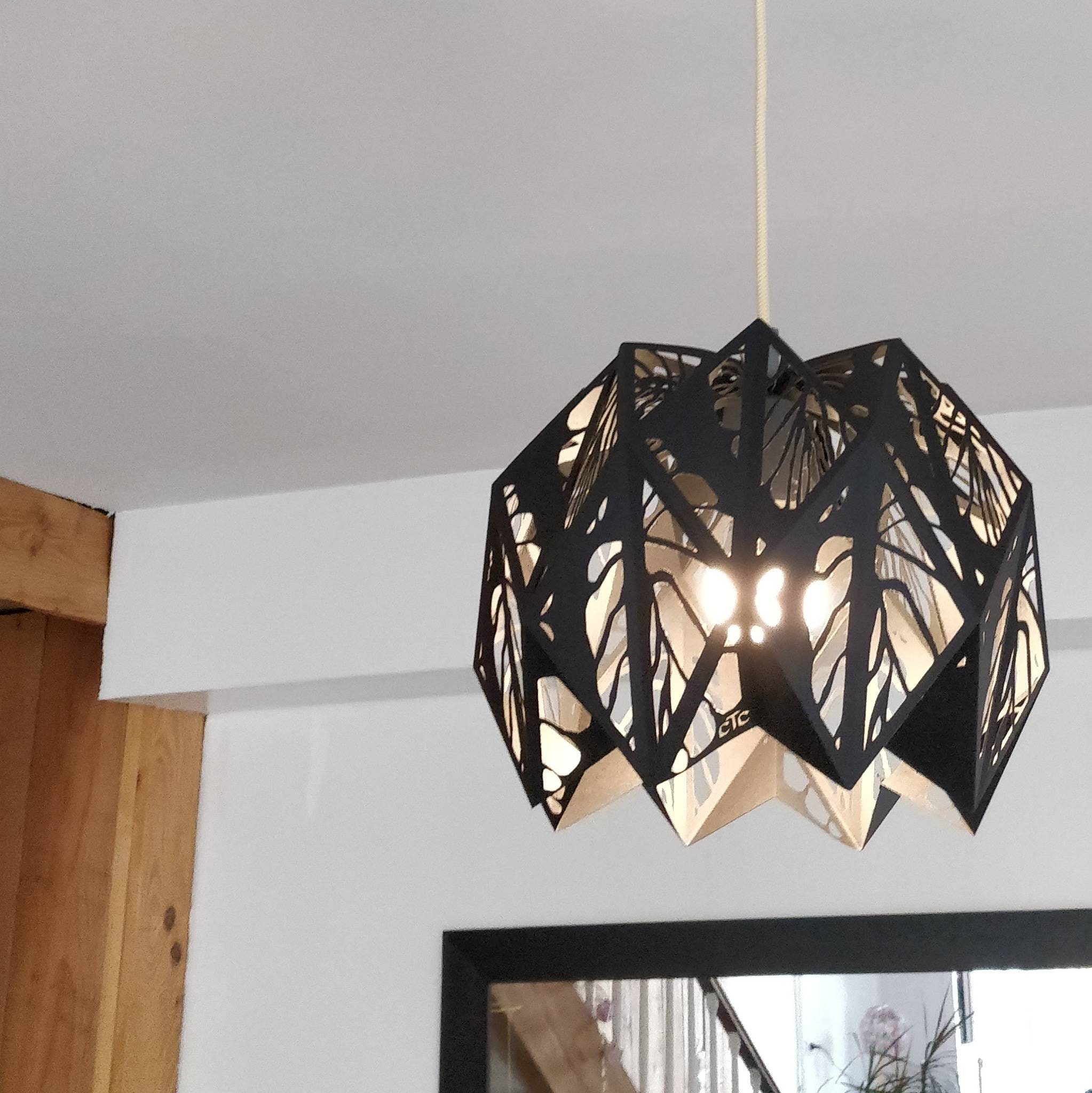 Luminaire Suspension en Papier - Motif Feuillage Couleur et Dimension Au Choix