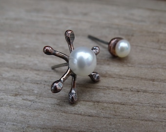 Stud earrings with pearls,mens earrings,unisex earrings