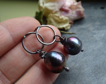 Black pearl earrings,silver pearl earrings,wedding pearl earrings,earthy pearl earrings,real pearl earrings