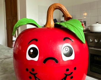 Fisher Price USA Happy Apple vintage 1972
